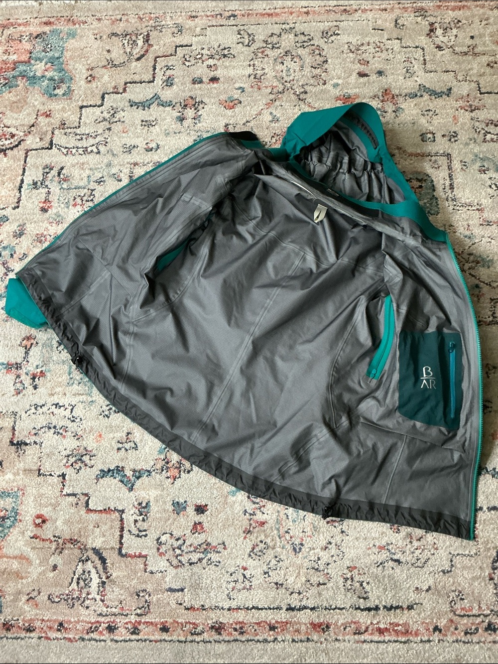 Arc'teryx Gortex Pro Beta AR Shell Jacket - Picture 4 of 15
